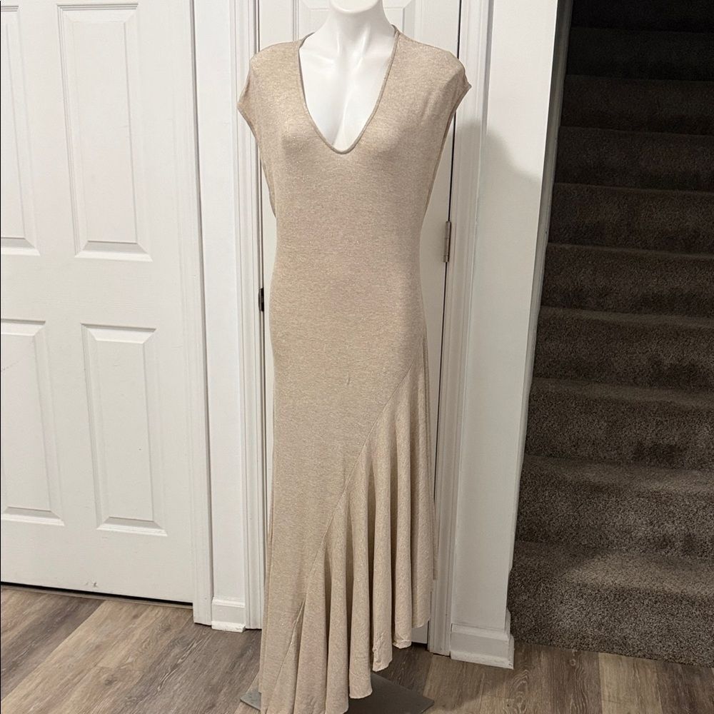 Free People Elegant Gold.Cream V-Neck Maxi Dress Size Medium .NWOT